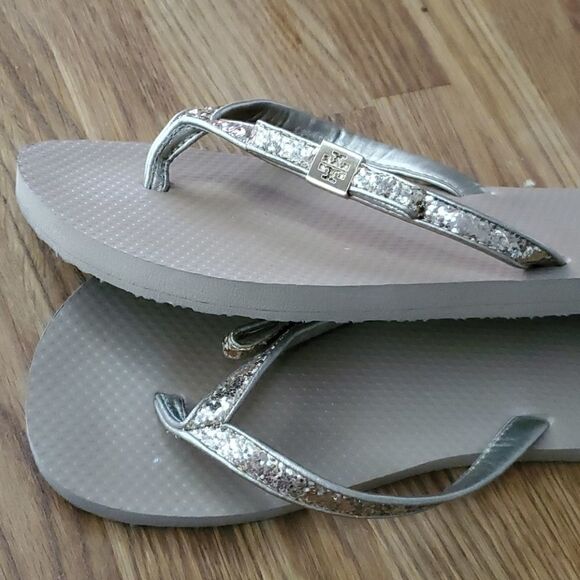 Tory Burch | Gold Sequin Flip-flops - Picture 2 of 5